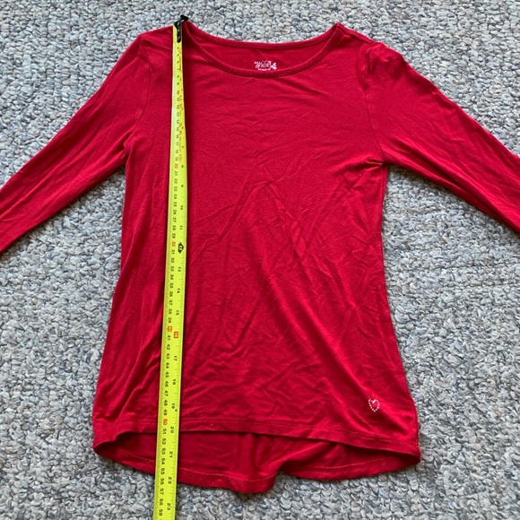 Thin Red Long Sleeve Kids Top With Heart - Picture 4 of 5